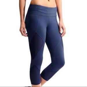 Athleta Blue Mesh Sonar Capri Leggings